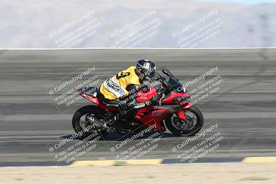 media/May-10-2025-Race Pace (Sat) [[db32fef2da]]/Vested/3-Bowl Set 1 (9am)/